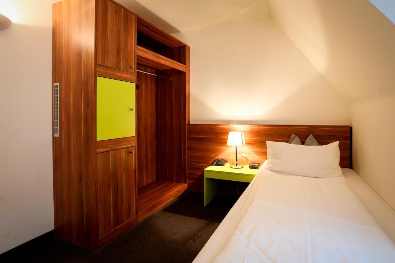 Hotel Schempp Bobingen  Esterno foto